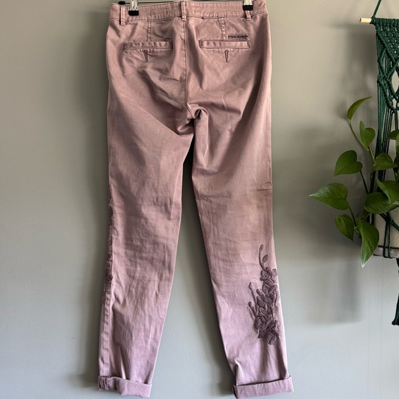 Chino by Anthropologie Lavender Embroidered Chino Pants, Size 25 - Picture 7 of 9